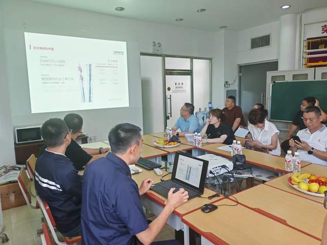 調研先行，技術賦能 香坊區住建局扎實推進老舊電梯更新改造惠民工程